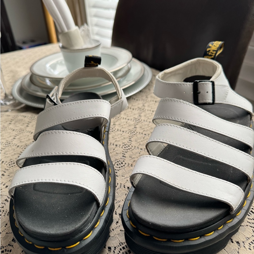 Dr. Martins